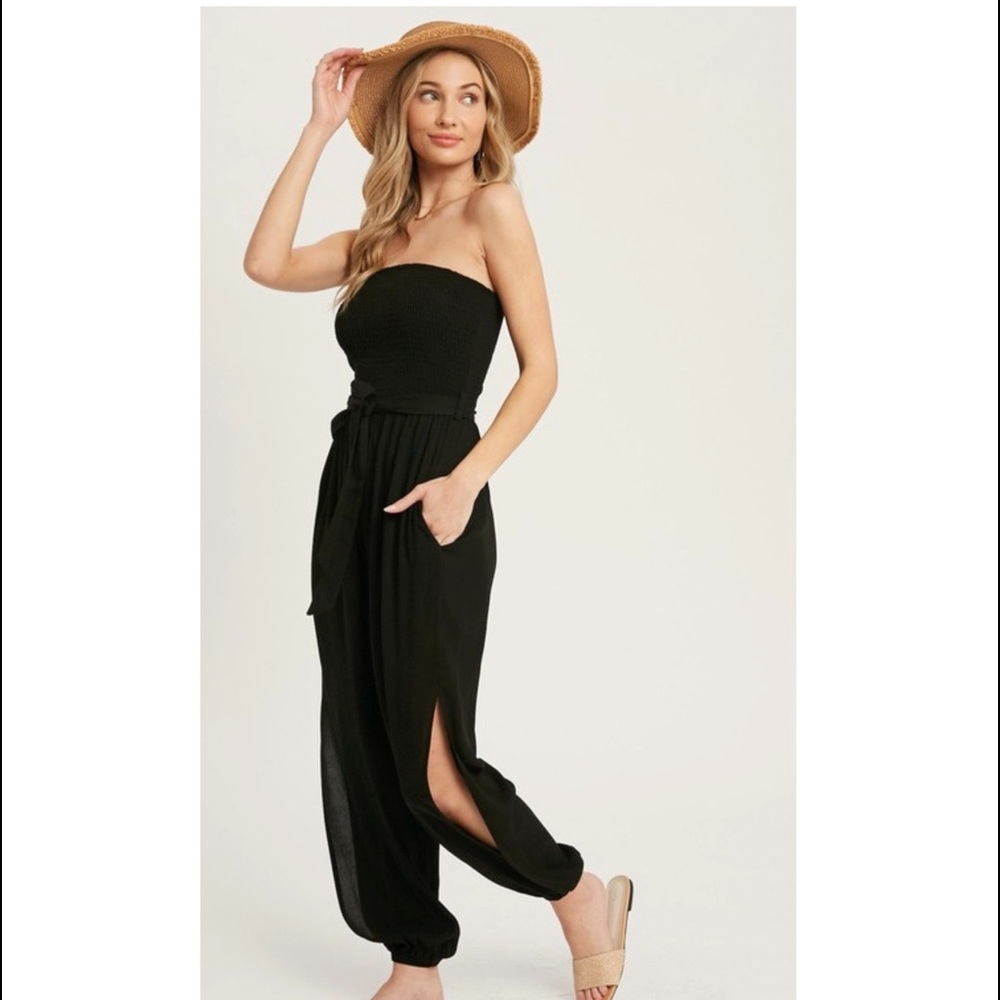 Black strapless Romper